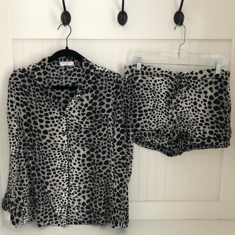 Equipment Silk Pajama Set with Carrying Case